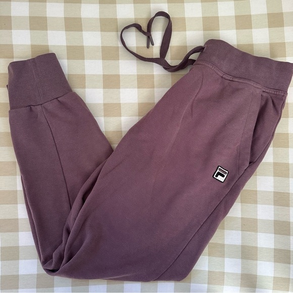 Fila Women’s Purple Sweatpants Athletic Casual Size Small - Picture 1 of 5